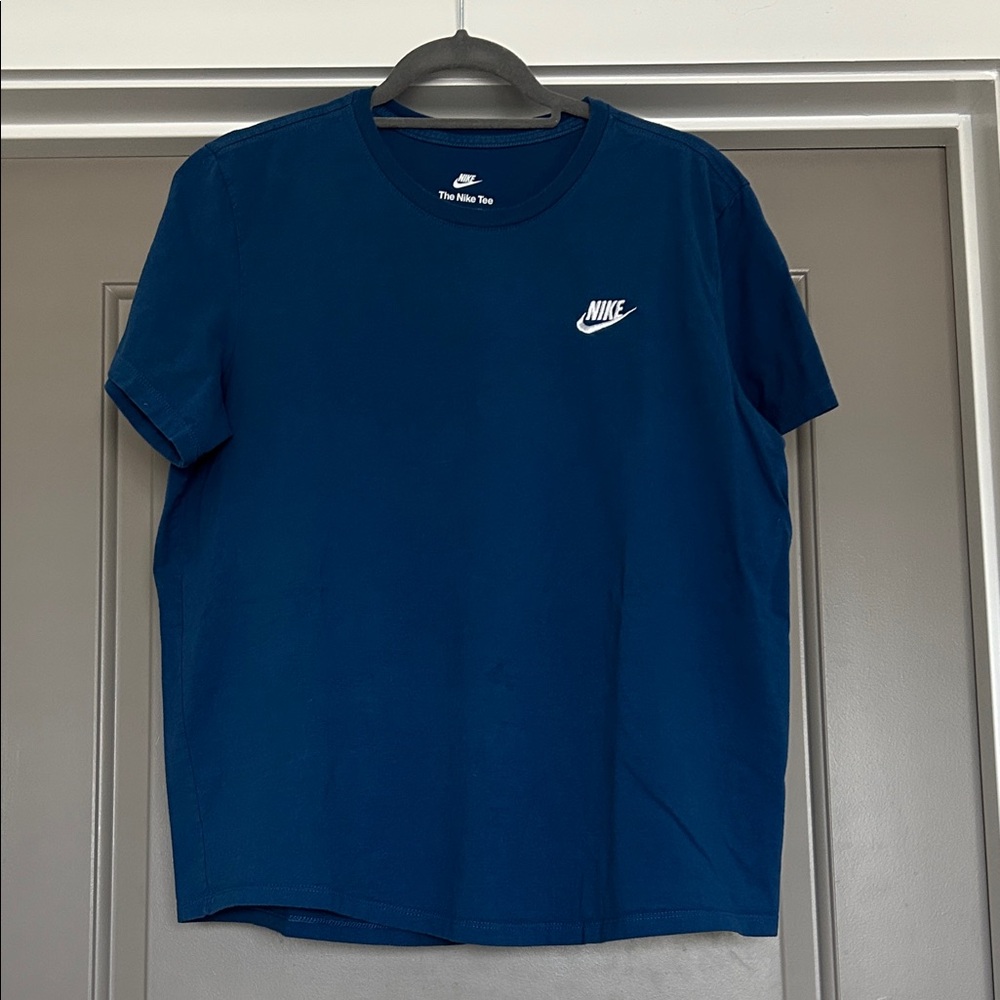 The Nike Tee